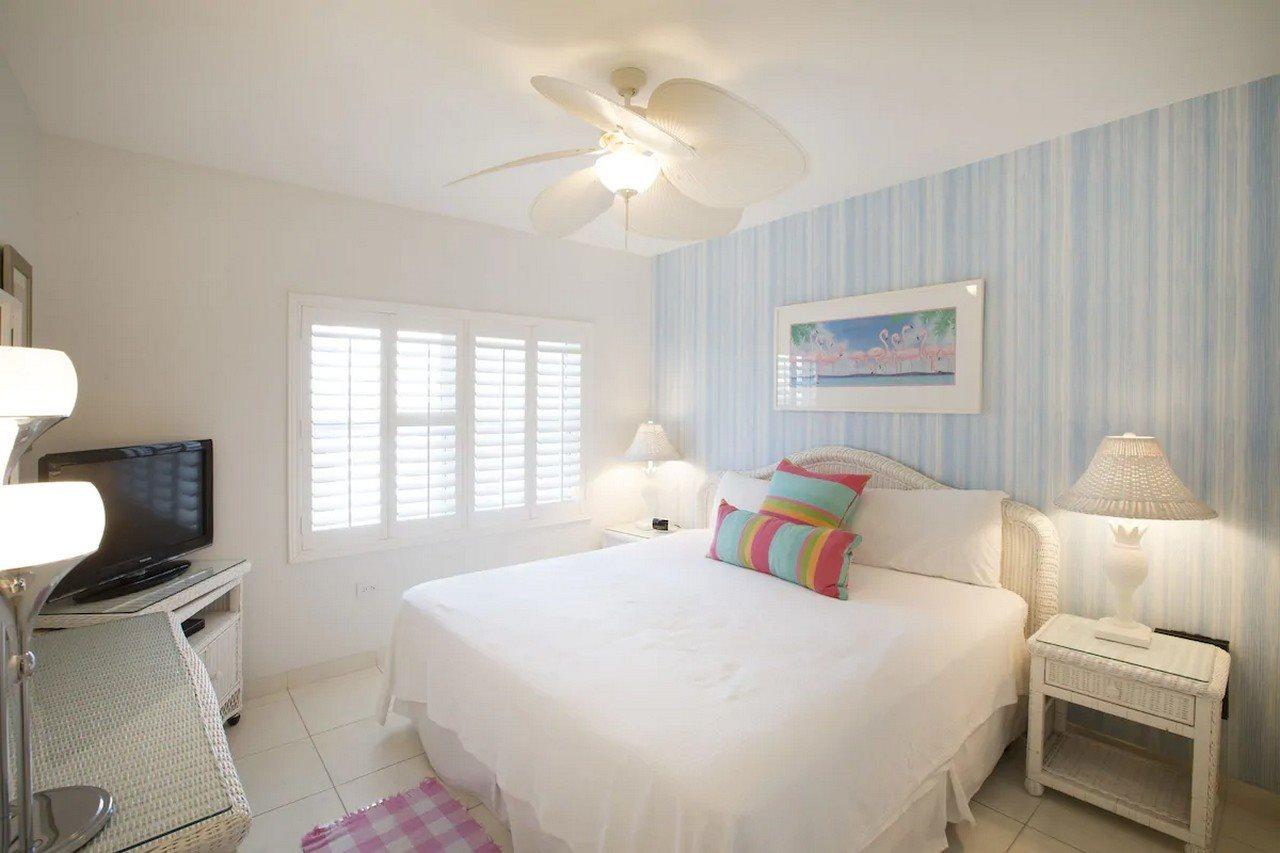 Villas Of The Galleon Seven Mile Beach Buitenkant foto