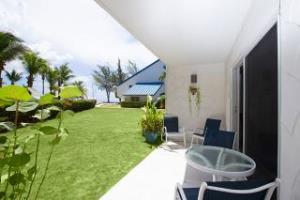 Villas Of The Galleon Seven Mile Beach Buitenkant foto