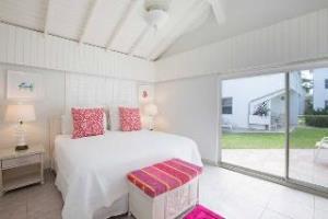 Villas Of The Galleon Seven Mile Beach Buitenkant foto
